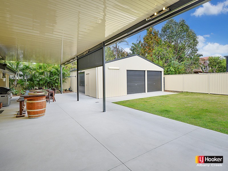 12 Oscar Crescent, Albany Creek QLD 4035