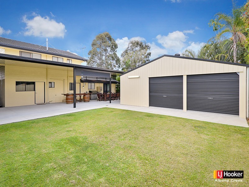 12 Oscar Crescent, Albany Creek QLD 4035