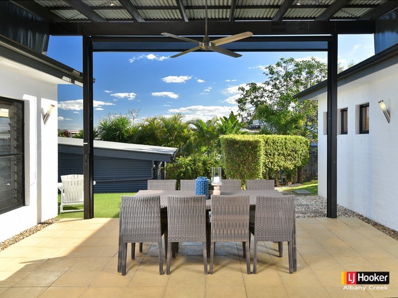 12 Monica Court, Eatons Hill QLD 4037