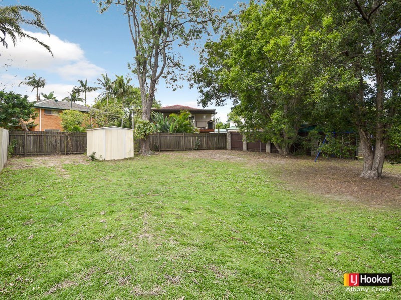 16 Bevlin Court, Albany Creek QLD 4035