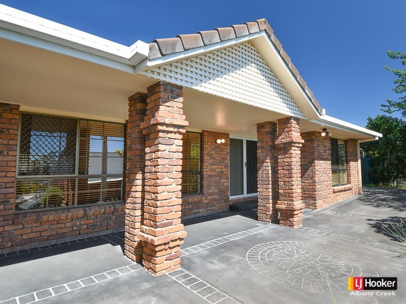 2 Troy Court, Eatons Hill QLD 4037