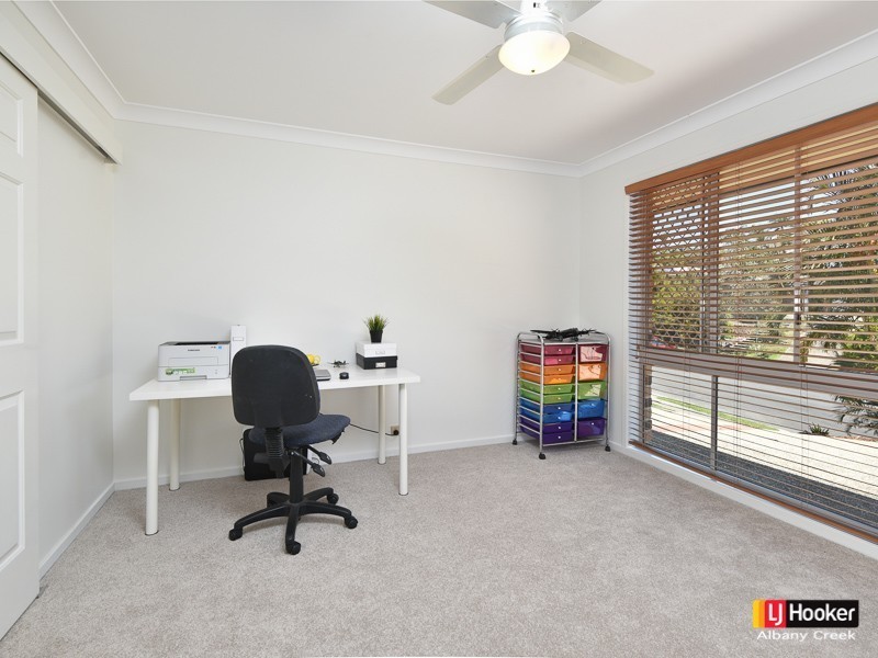 9 Oakmont Crescent, Albany Creek QLD 4035