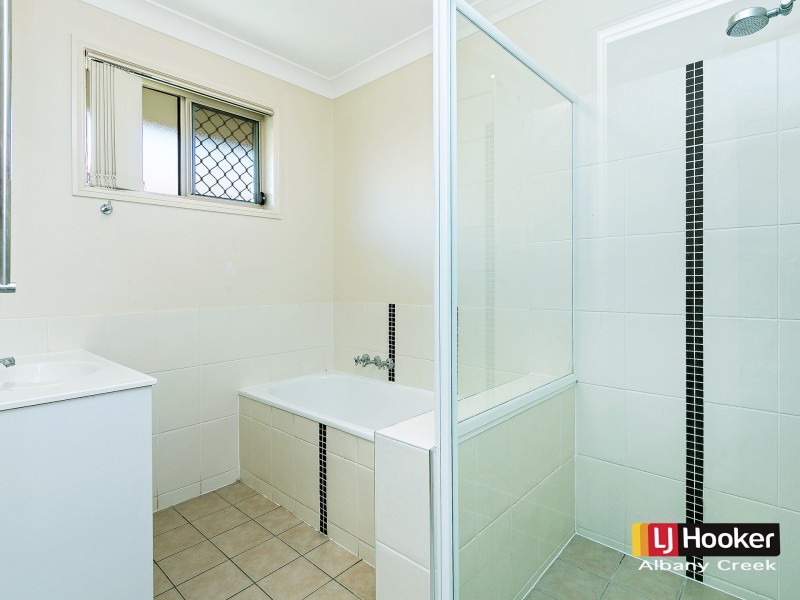 8 Halifax Court, Bray Park QLD 4500