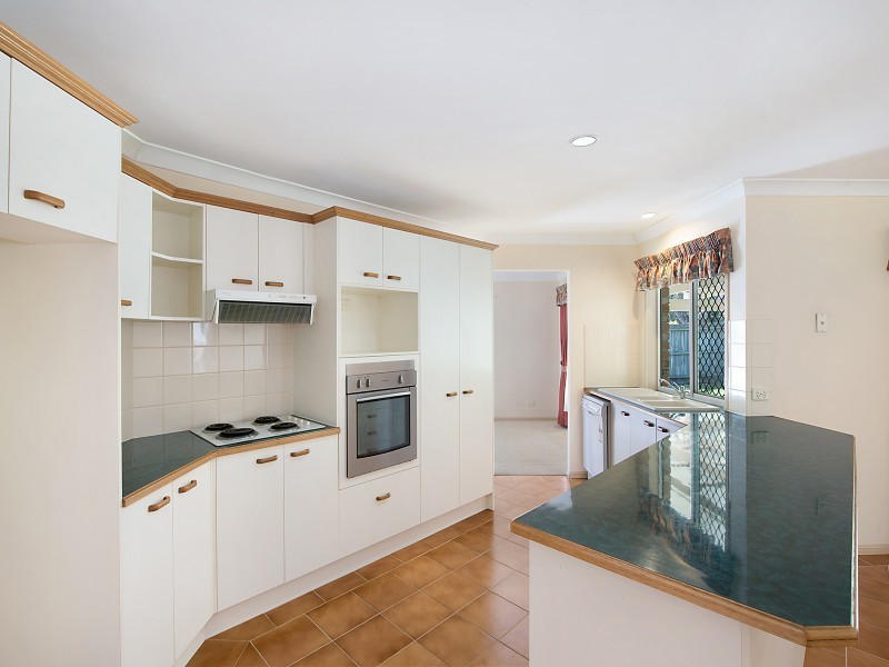 1 Teak Court, Albany Creek QLD 4035