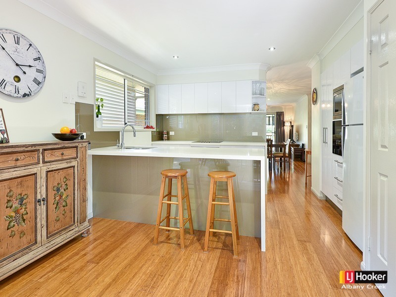 6/48 Leatherwood Drive, Arana Hills QLD 4054