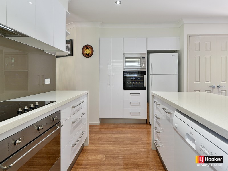 6/48 Leatherwood Drive, Arana Hills QLD 4054