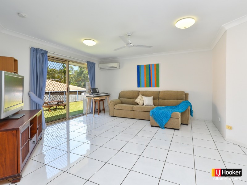 4 Ilona Place, Eatons Hill QLD 4037