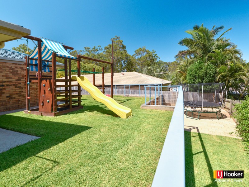 4 Ilona Place, Eatons Hill QLD 4037
