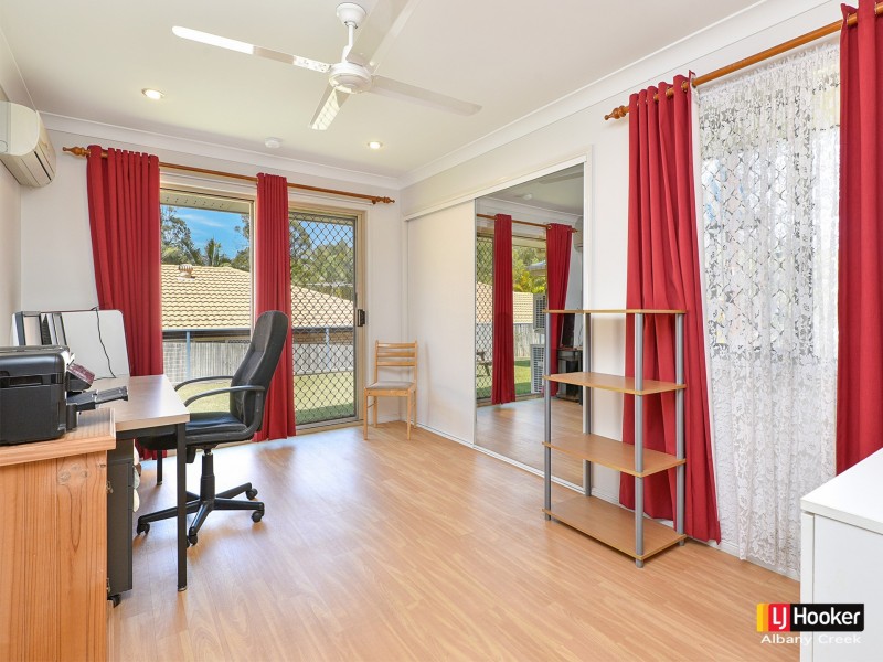 4 Ilona Place, Eatons Hill QLD 4037