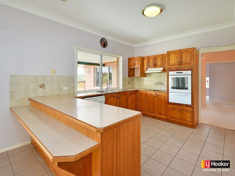 2 Manly Close, Albany Creek QLD 4035