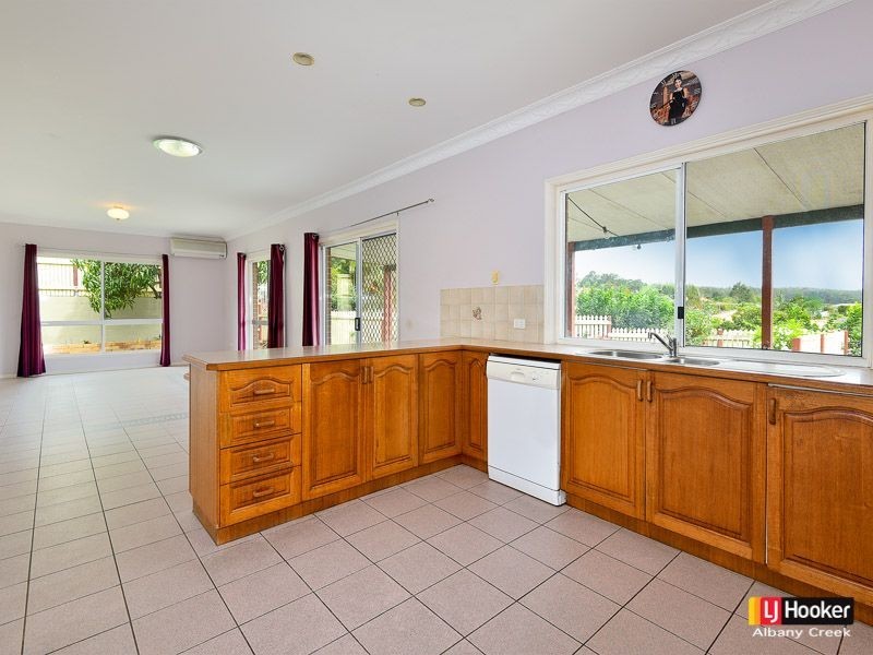 2 Manly Close, Albany Creek QLD 4035