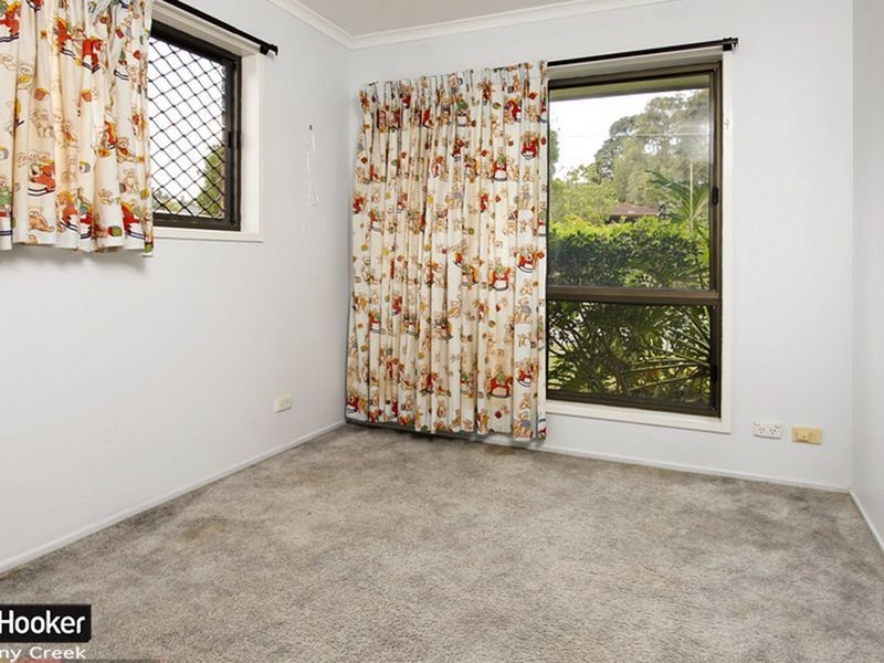 9 Flamingo Drive, Albany Creek QLD 4035