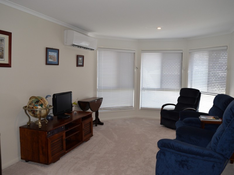 32 Bayberry Crescent, Warner QLD 4500