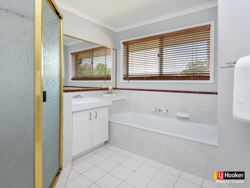 Eatons Hill QLD 4037