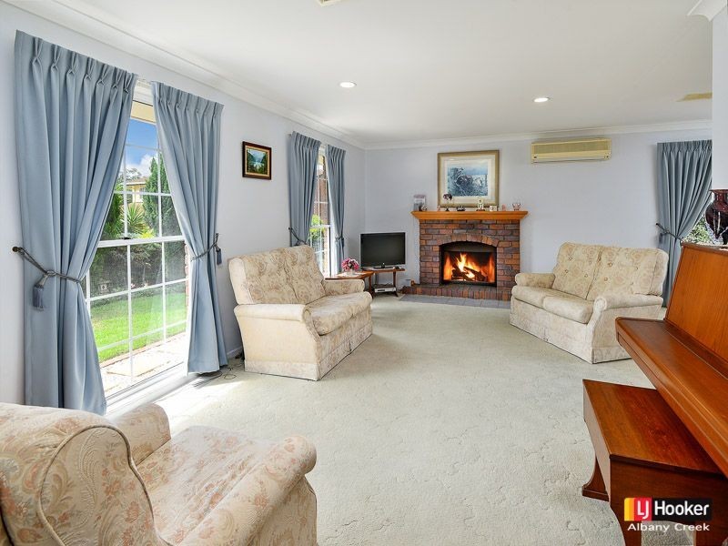 8 Lark Court, Albany Creek QLD 4035