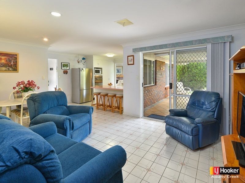 8 Lark Court, Albany Creek QLD 4035