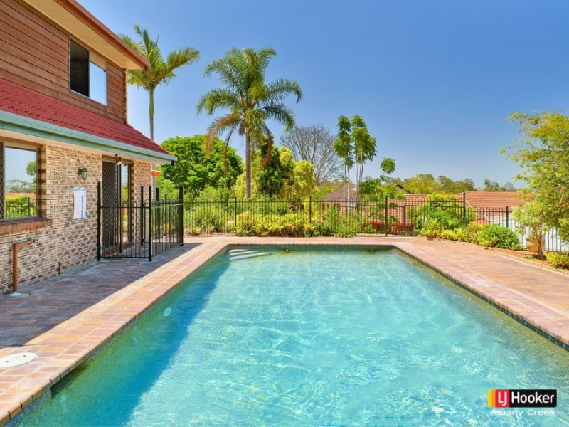 10 Gregory Place, Albany Creek QLD 4035