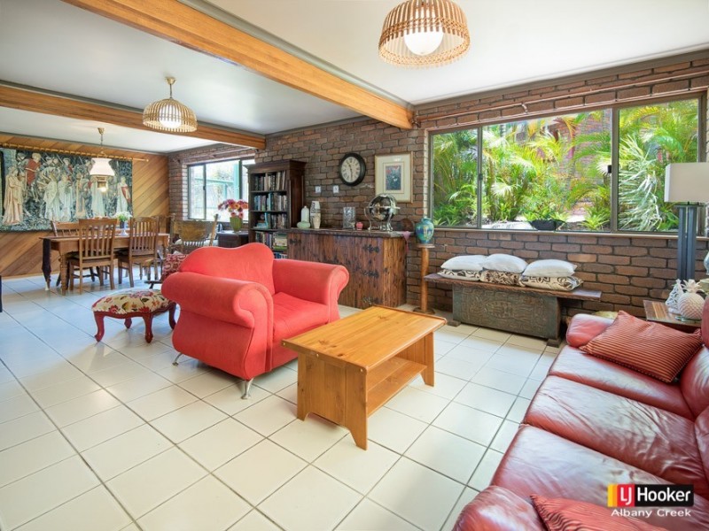 10 Gregory Place, Albany Creek QLD 4035