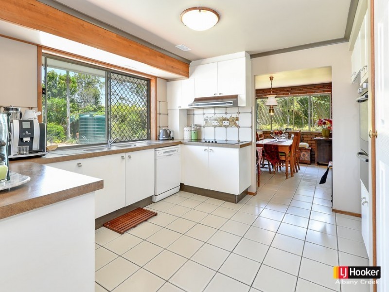 10 Gregory Place, Albany Creek QLD 4035