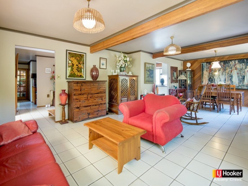 10 Gregory Place, Albany Creek QLD 4035