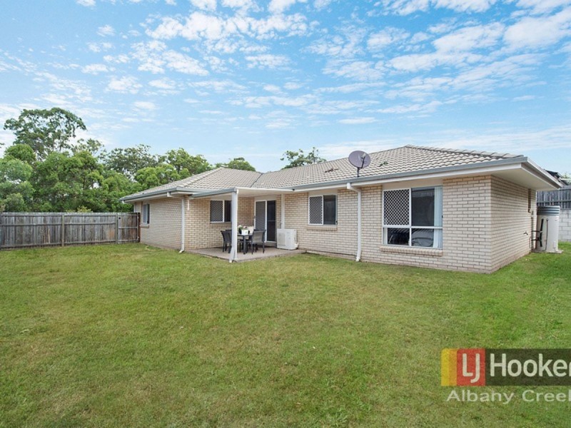 8 Nicola Street, Warner QLD 4500