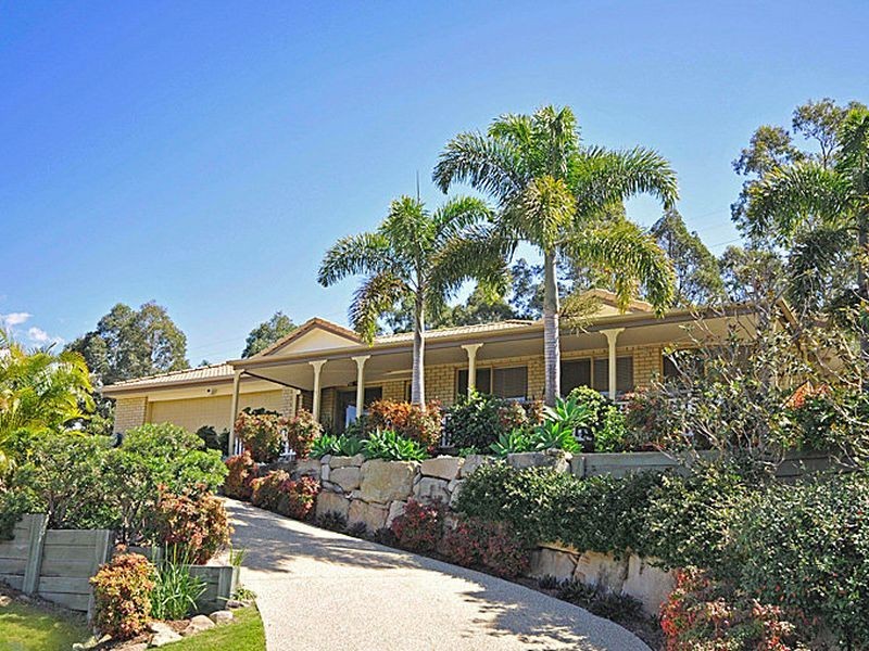 7 Starina Court, Eatons Hill QLD 4037