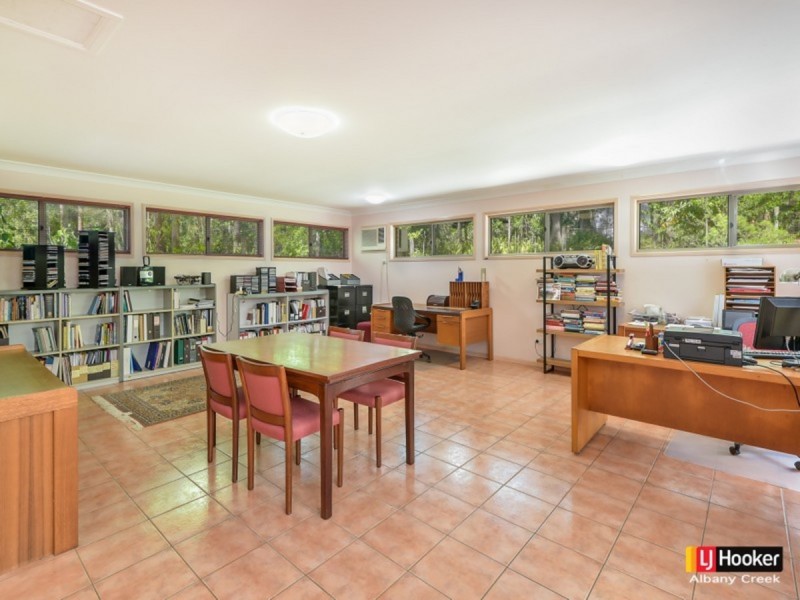 51 Cashmere Lane, Cashmere QLD 4500