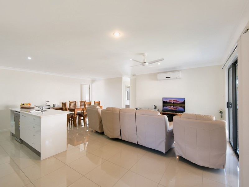 14 Tiffany Court, Caboolture QLD 4510