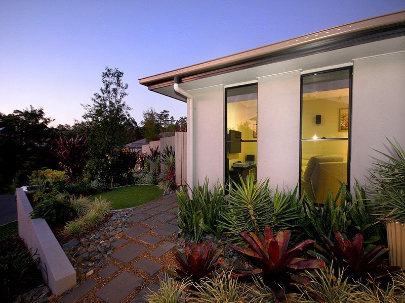 3 Maggie Place, Cashmere QLD 4500