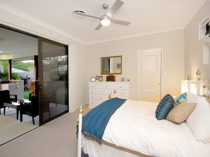 3 Maggie Place, Cashmere QLD 4500