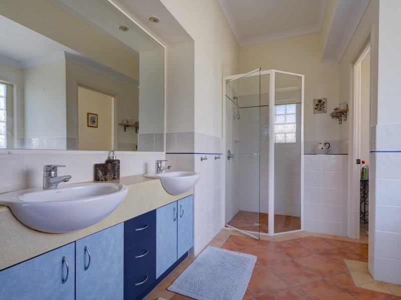4 Gidgee Court, Albany Creek QLD 4035