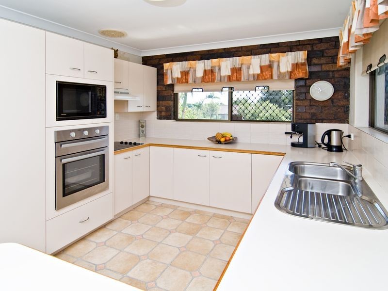 7 Sussex Drive, Albany Creek QLD 4035