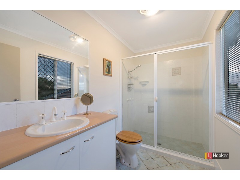 28 Paramount Drive, Warner QLD 4500