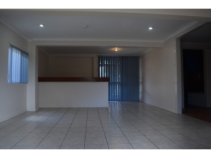 3 Lawn Street, Albany Creek QLD 4035