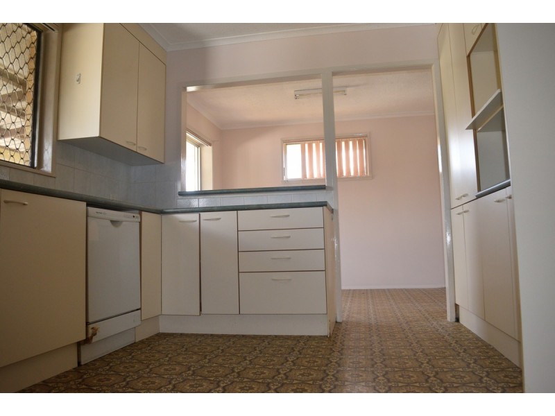 3 Lawn Street, Albany Creek QLD 4035