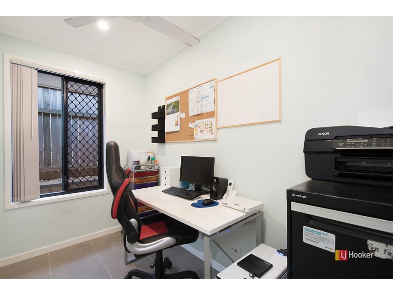 8 Bonney Court, Warner QLD 4500