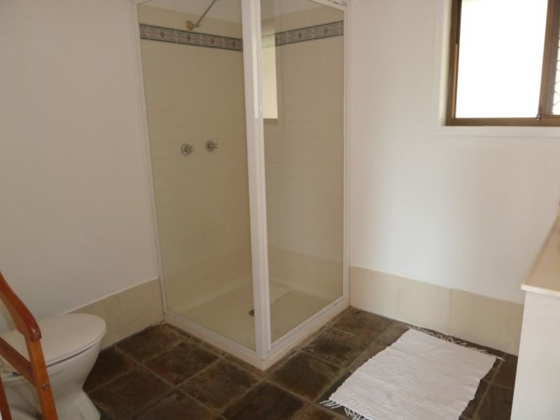 11 Atlas Court, Eatons Hill QLD 4037