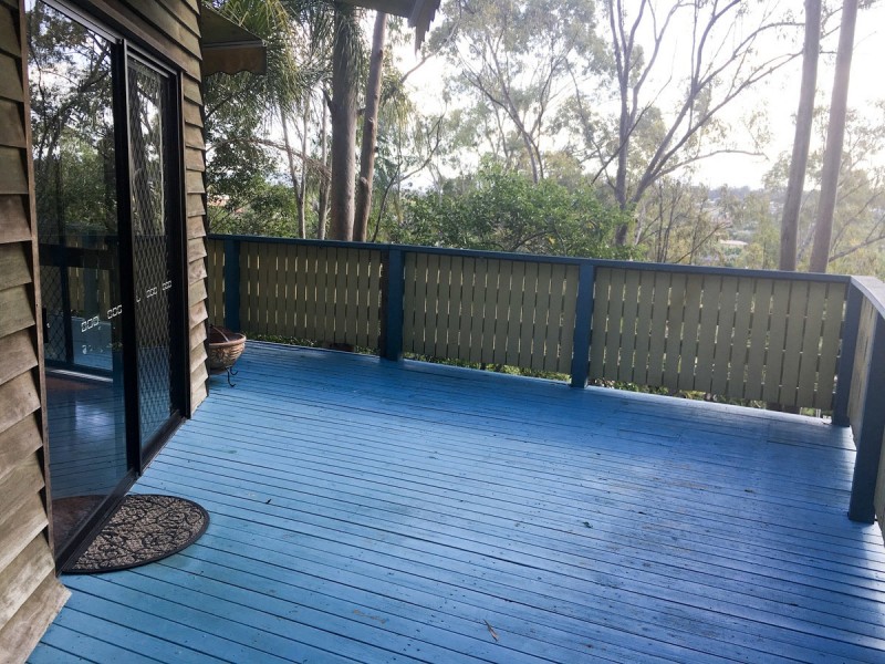 11 Atlas Court, Eatons Hill QLD 4037