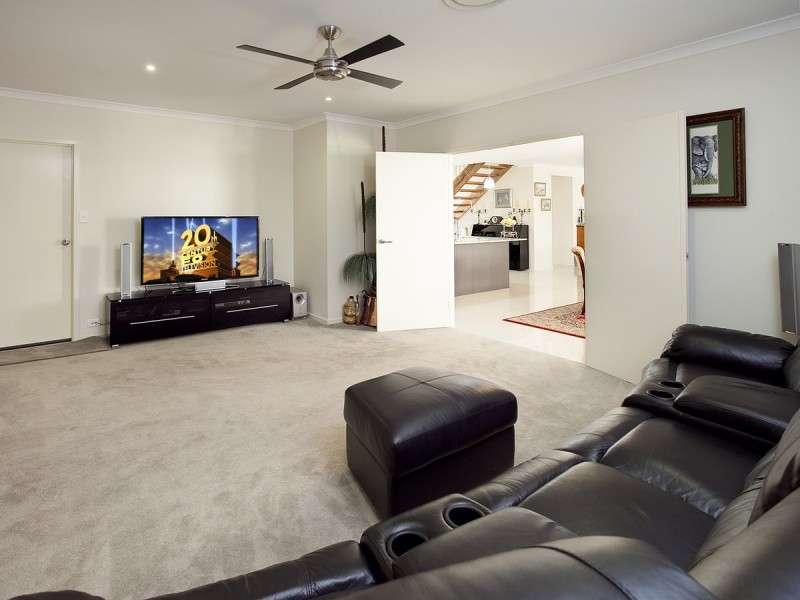 14 Confluence Court, Eatons Hill QLD 4037