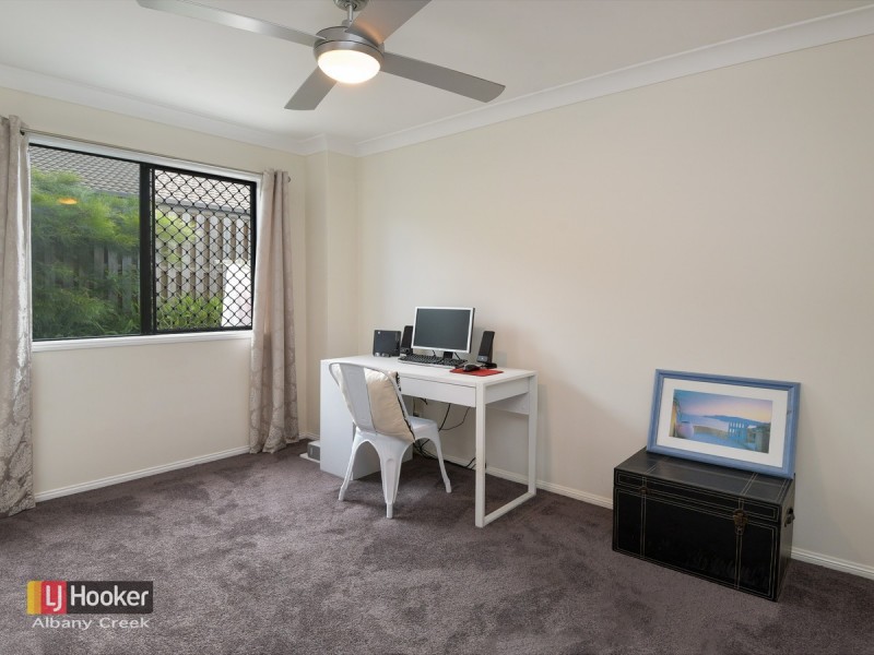 8 Shallows Court, Eatons Hill QLD 4037