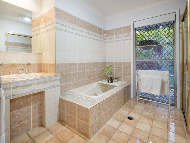 17 Turpentine Court, Albany Creek QLD 4035