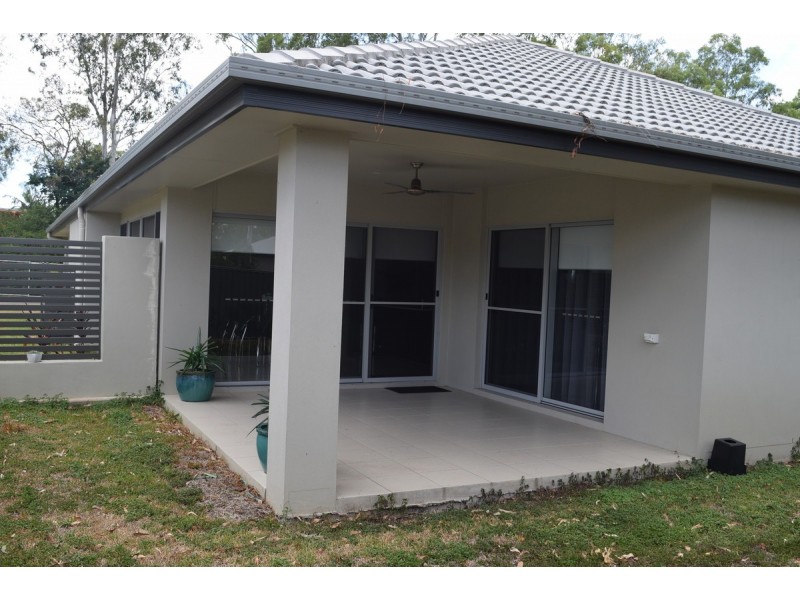 7 Gardenia Court, Bridgeman Downs QLD 4035