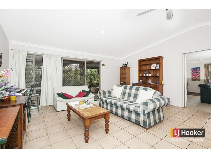 16 Ballinger Crescent, Albany Creek QLD 4035