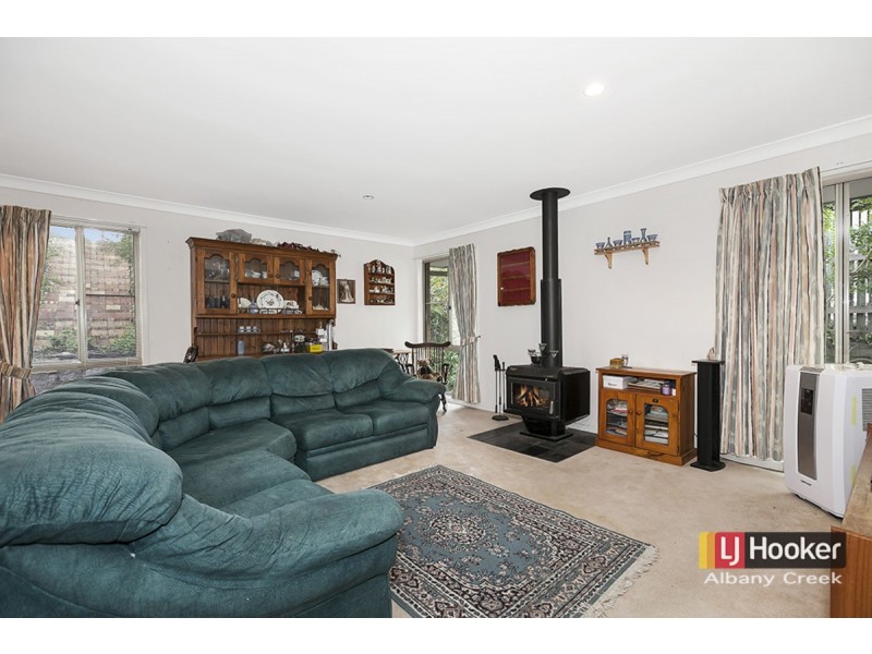 16 Ballinger Crescent, Albany Creek QLD 4035