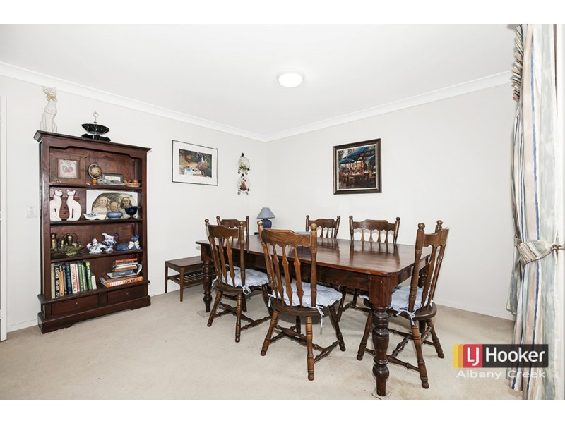 16 Ballinger Crescent, Albany Creek QLD 4035
