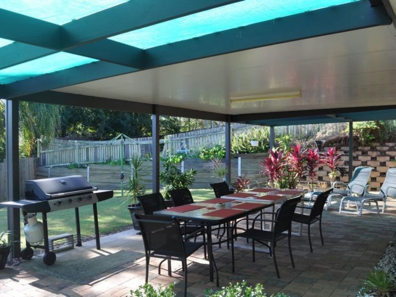 5 Flamingo Drive, Albany Creek QLD 4035