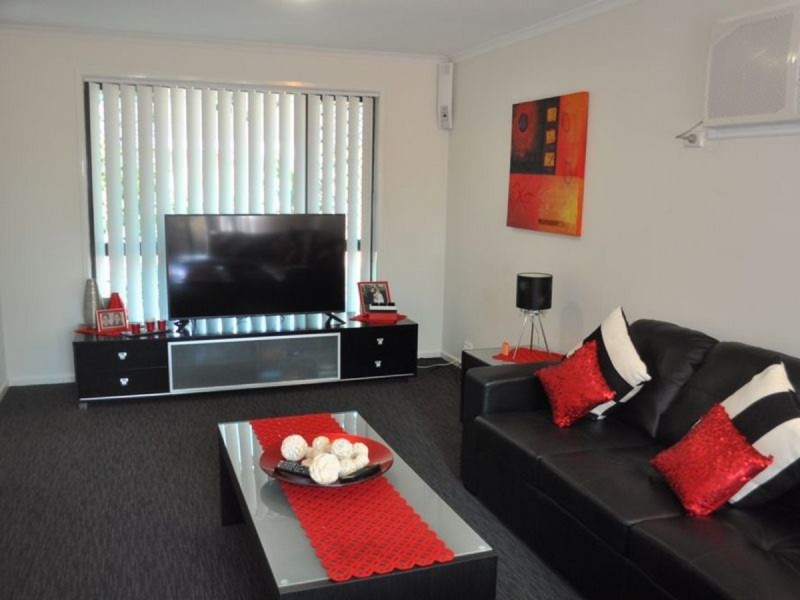 5 Flamingo Drive, Albany Creek QLD 4035