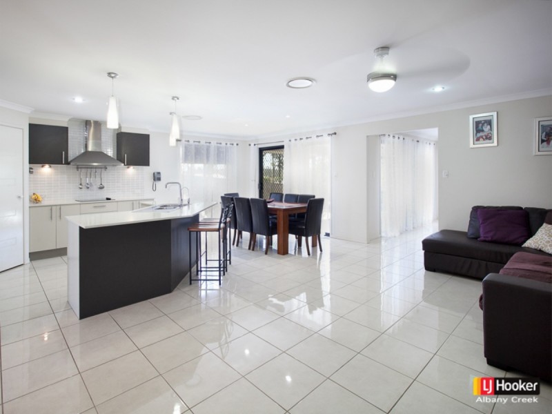 18 Oakwood Road, Warner QLD 4500