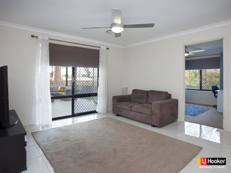 18 Oakwood Road, Warner QLD 4500