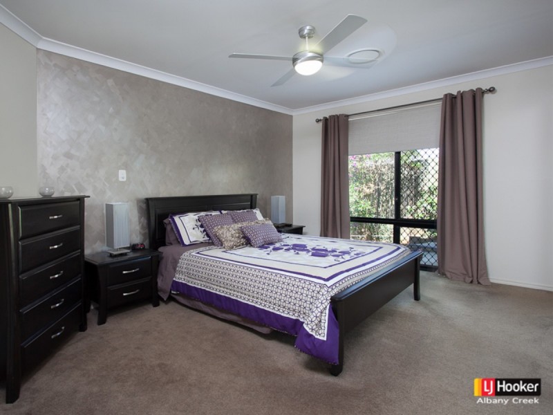 18 Oakwood Road, Warner QLD 4500